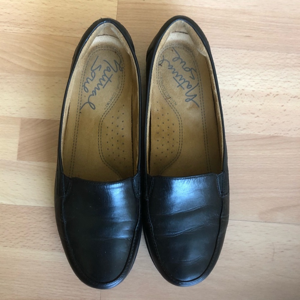Natural Soul Leather Loafers